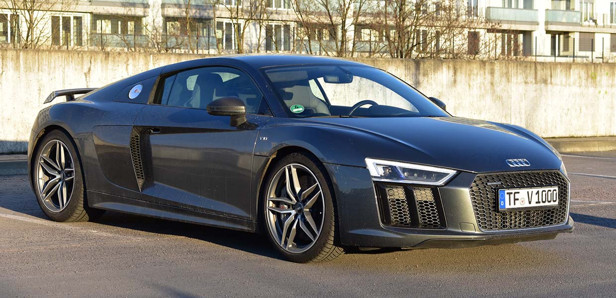 Audi R8 V10+ mieten