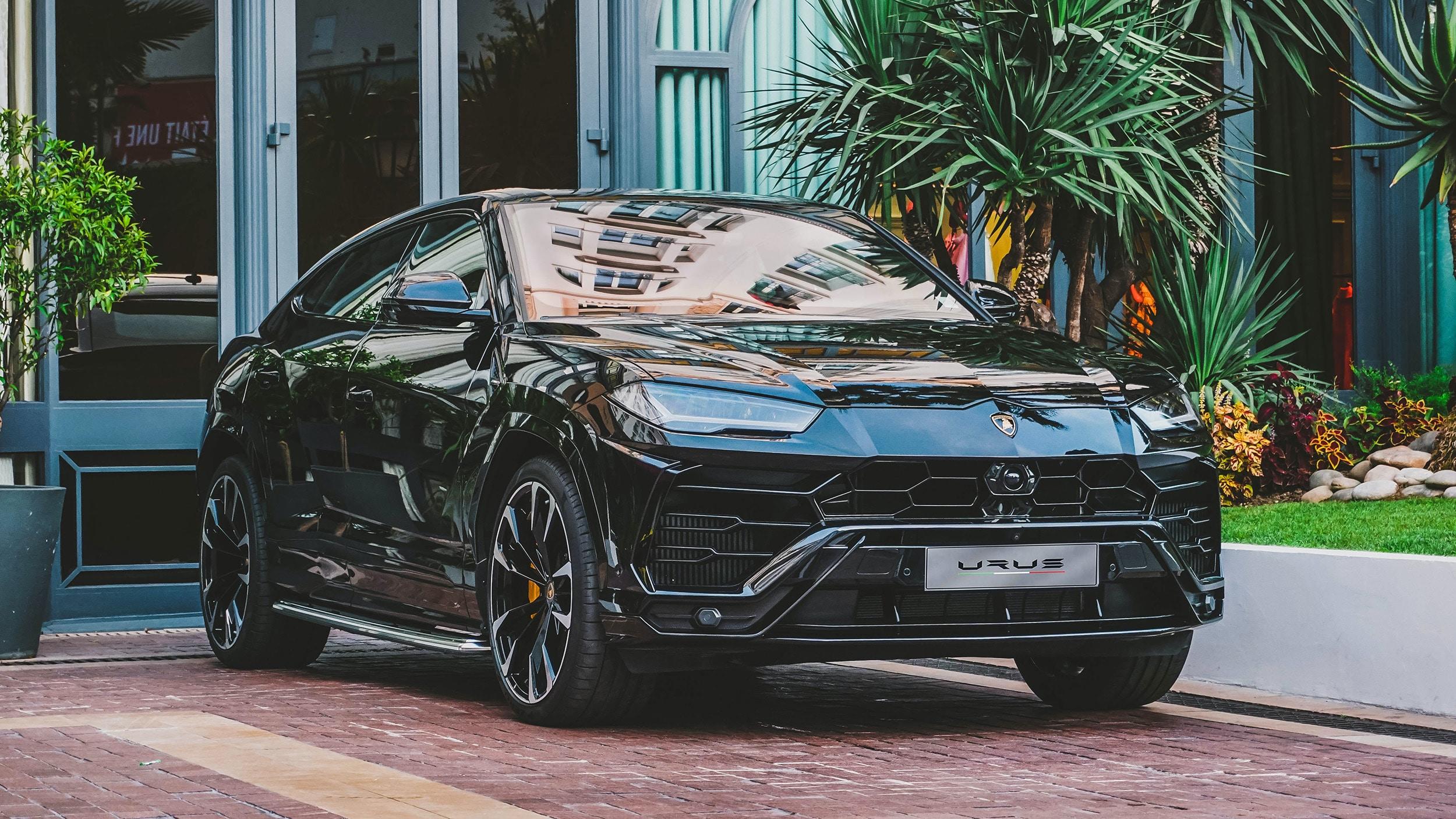 Lamborghini Urus mieten